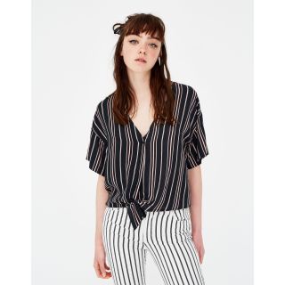 Striped shirt with knot