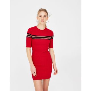 Dress with stripes on the chest